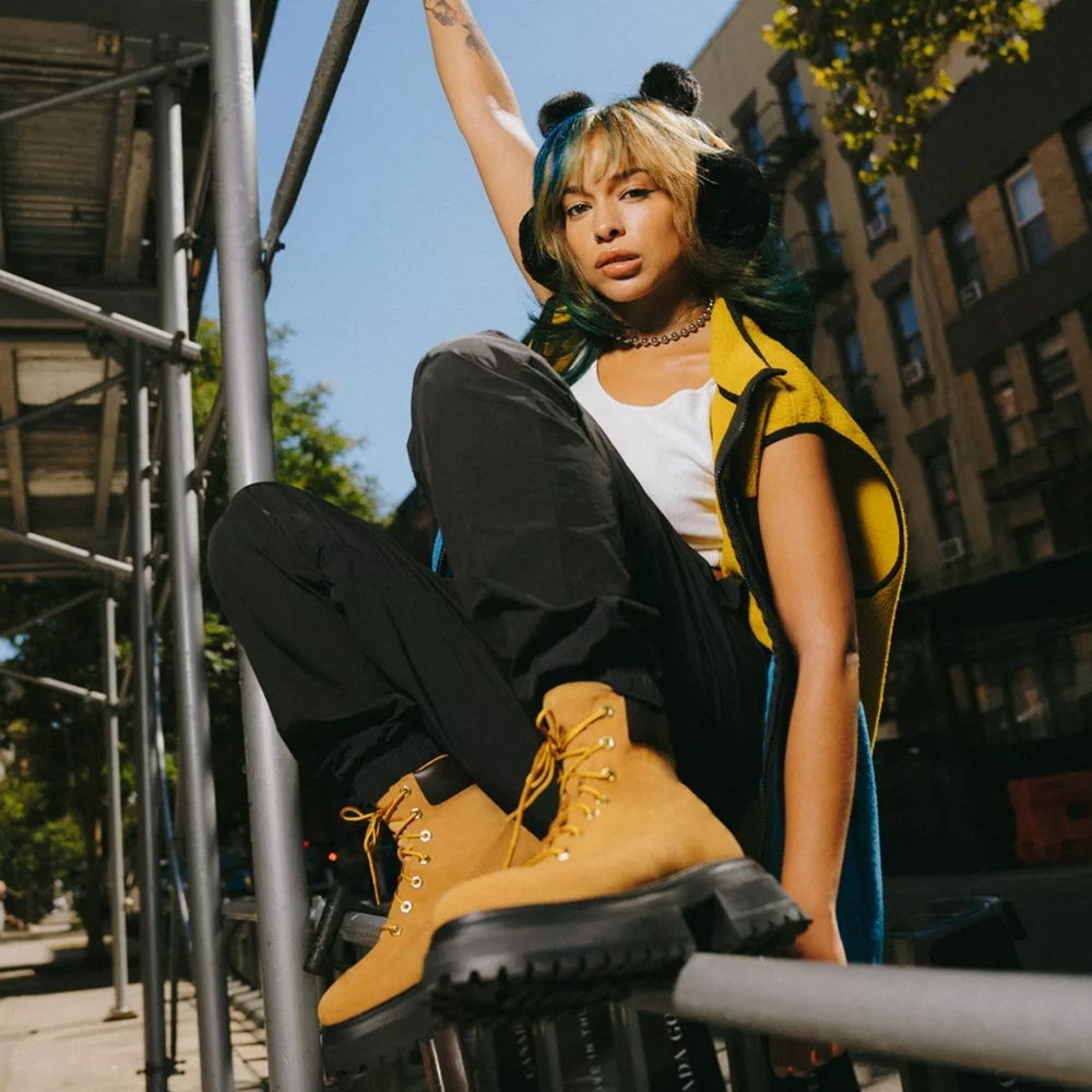 Timberland Sky 6" Lace-Up Lug Sole Platform Boots BNWOB Size 7.5